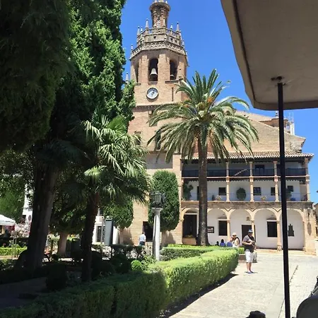 2152-modern With Private *