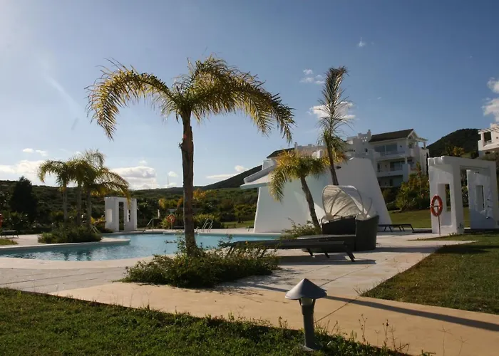 2152-modern With Private Estepona