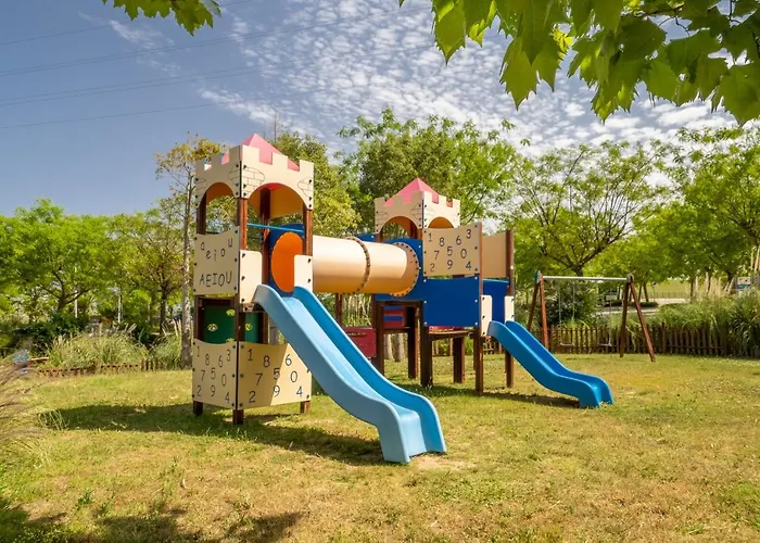 2152-modern With Private