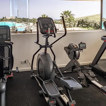 2152-modern With Private *